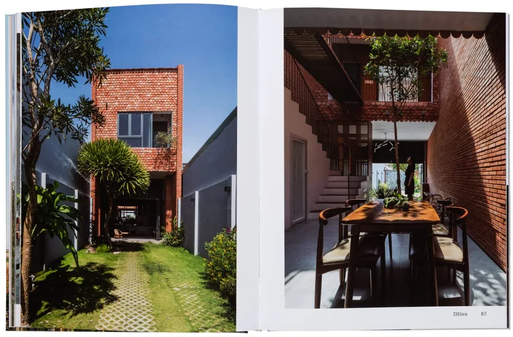 Brick by brick : Architecture and interiors built with bricks
