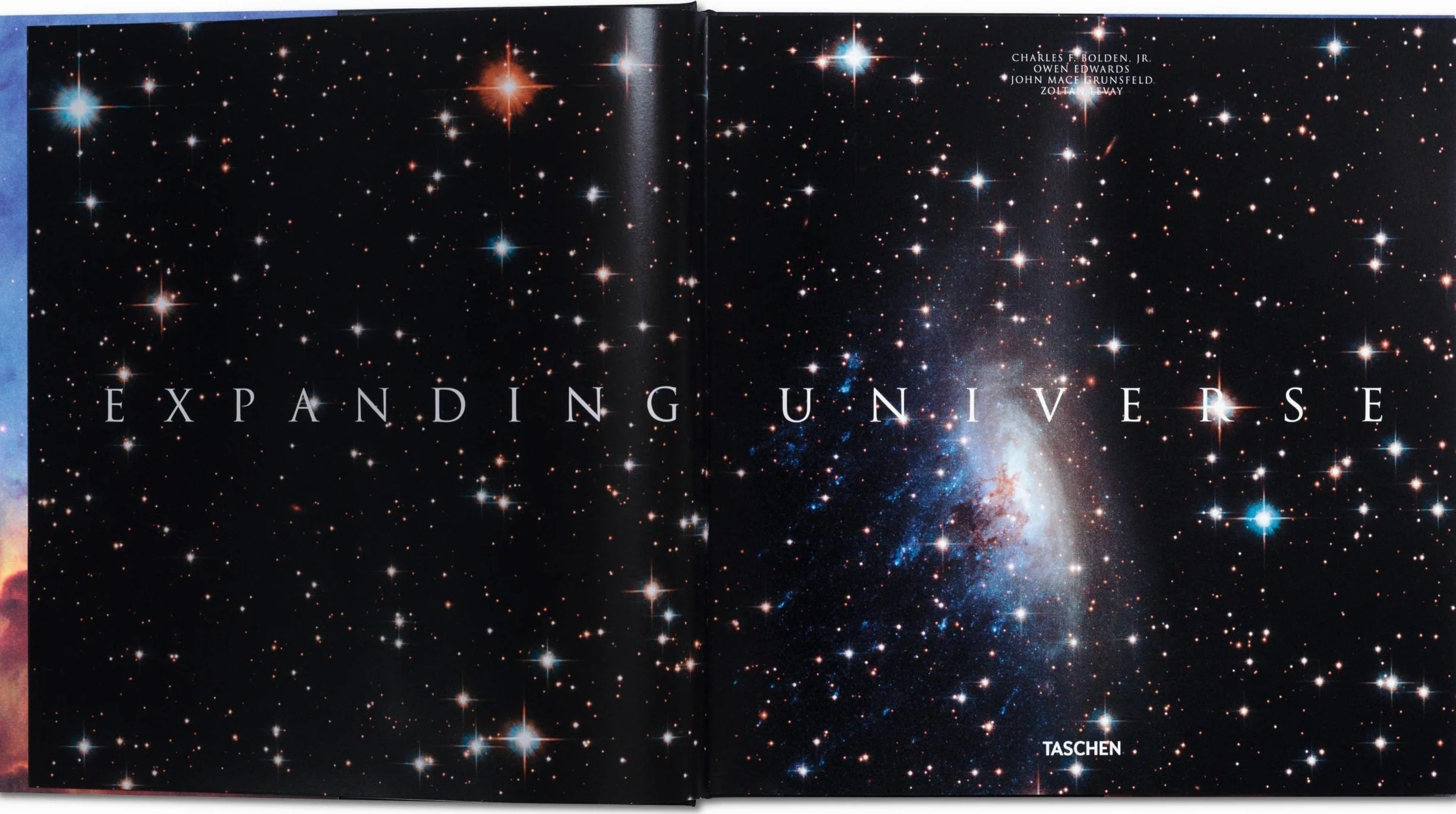 Expanding Universe. The Hubble Space Telescope